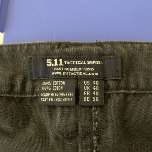 5.11 Tactical 9" Cargo Shorts Mens 40 Black Cotton Canvas Work Style 73285 - Picture 11 of 13